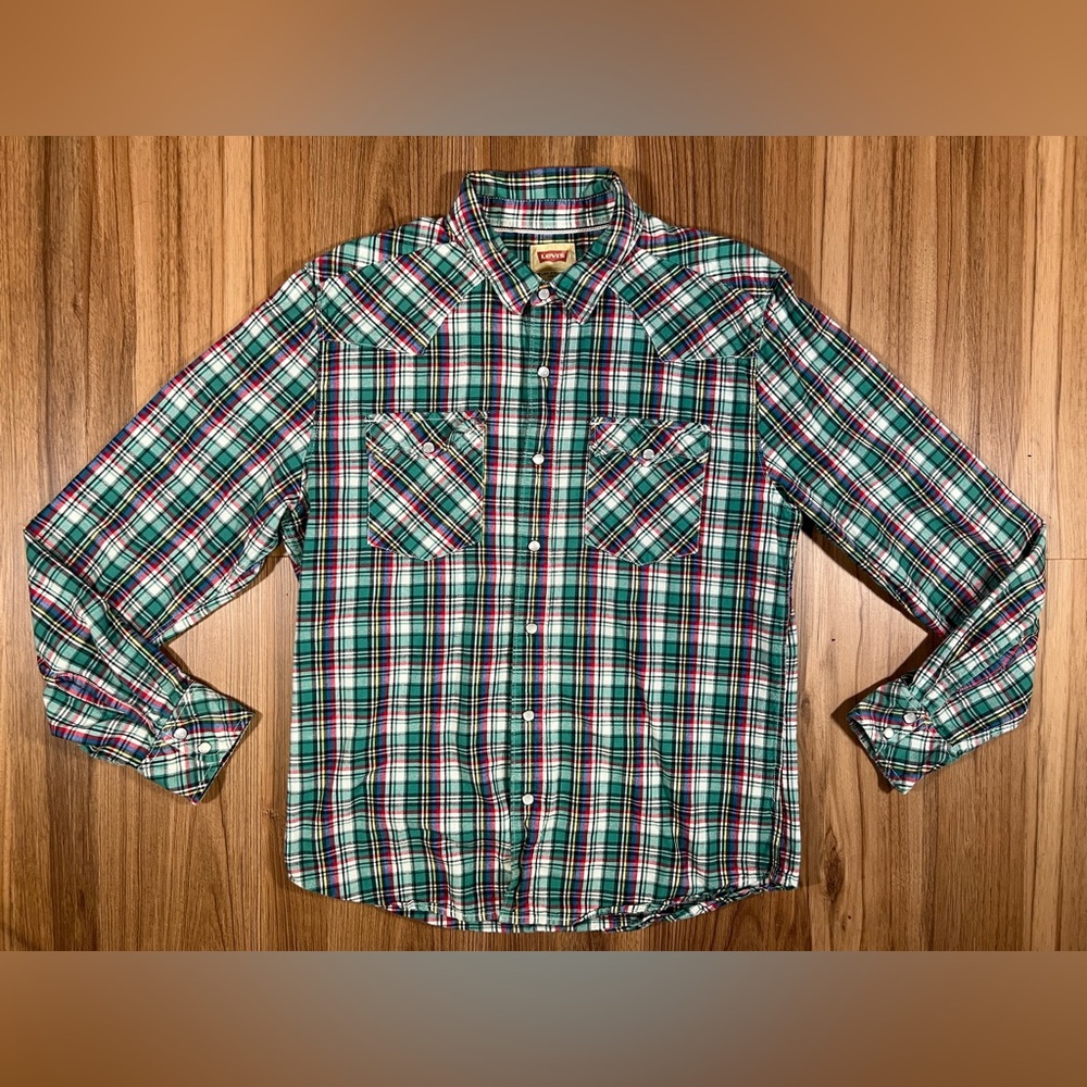 Levi’s Pearl Snap Long Sleeve